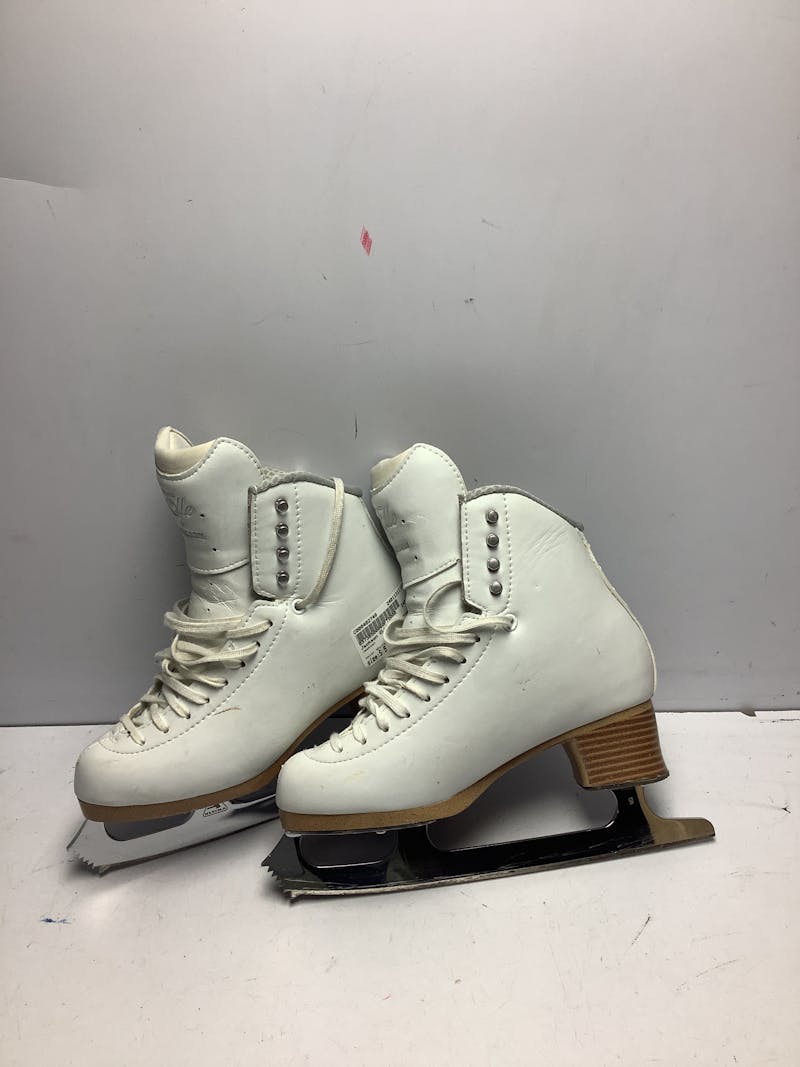 Used Jackson ELLE Senior 5 Women’s Figure Skates