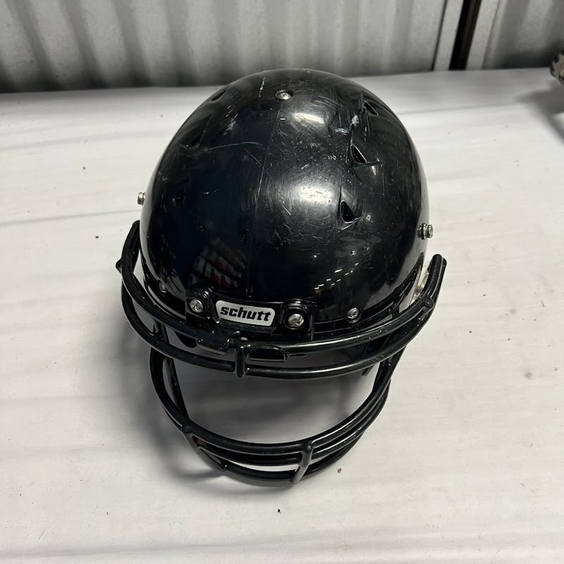 Used Schutt YOUTH RECRUIT HYBRID MD Football Helmets