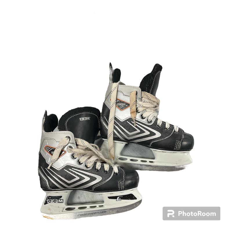 Used CCM 1.0 Junior 02 Ice Hockey Skates