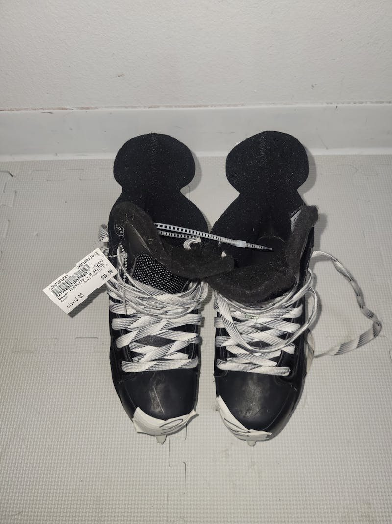 Used Bauer FLEXLITE 2.0 Junior 03 Ice Hockey Skates