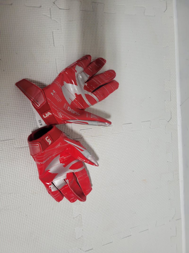 Used Under Armour ADULT FB GLOVES LG Football Gloves