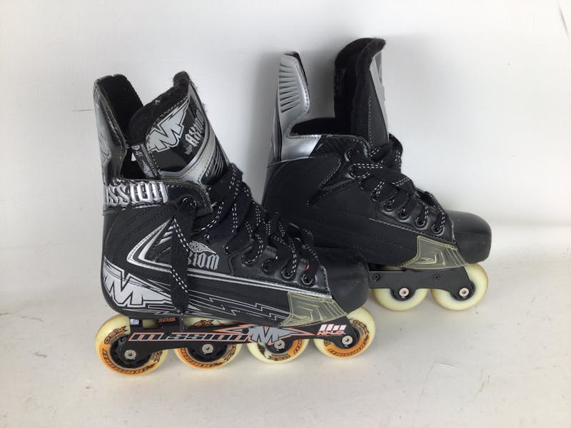 Used Mission AXIOM A3 JR 4E HI-LO ROLLER HOCKEY Junior 04 Roller Hockey Skates