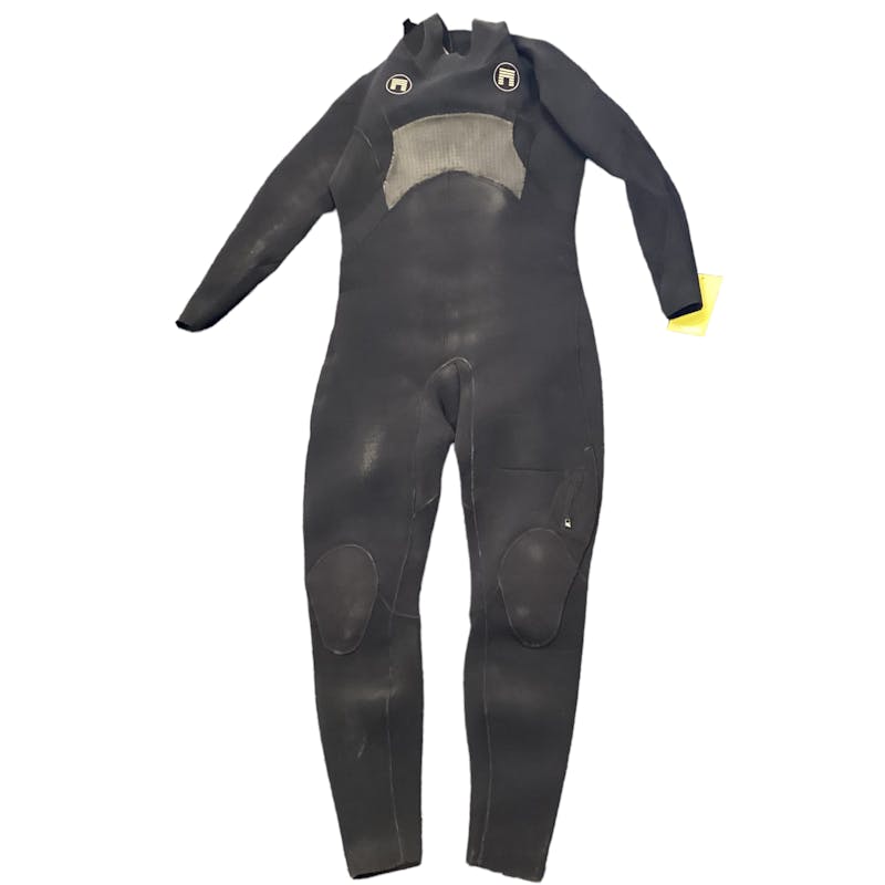 Used Matuse XL Full Wetsuits