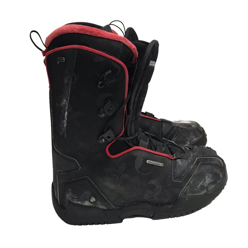 Used Salomon F20 WOMENS 9 Senior 9 Women’s Snowboard Boots