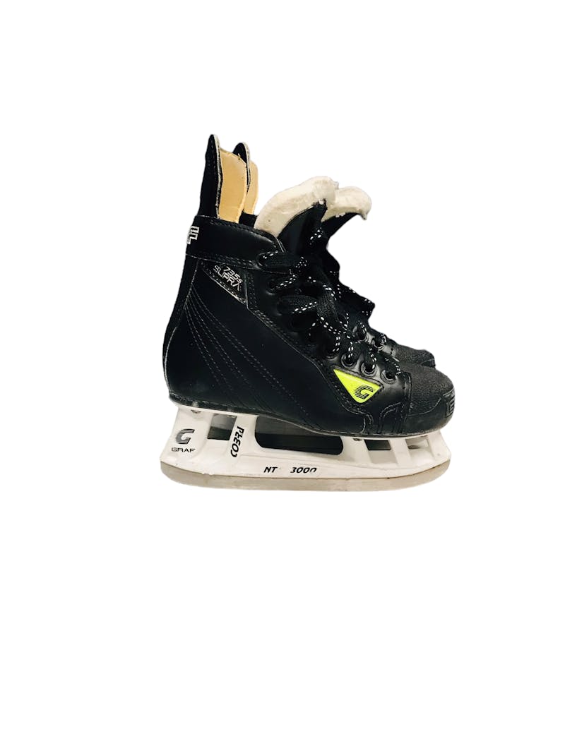 Used Graf G735S SUPRA Junior 01.5 D – R Regular Ice Hockey Skates