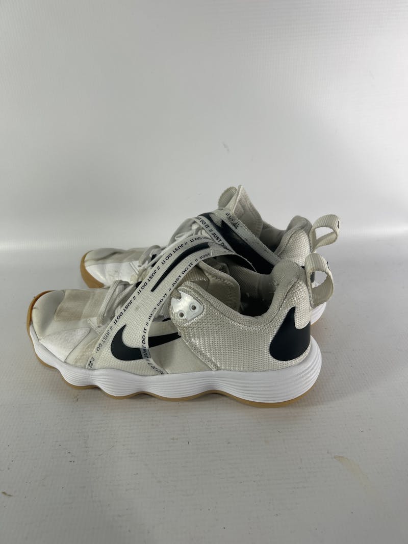 Used Nike Senior 5 Volleyball Shoes