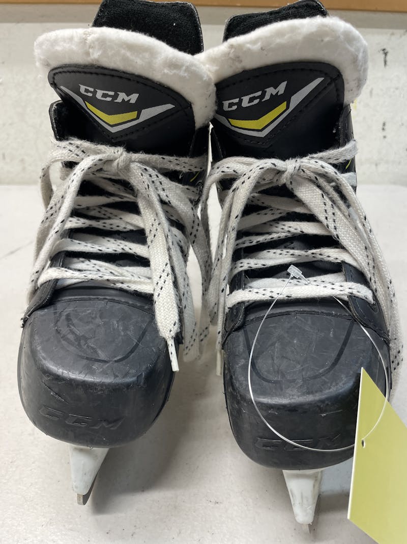 Used CCM 2092 TACKS Youth 11.0 Ice Hockey Skates