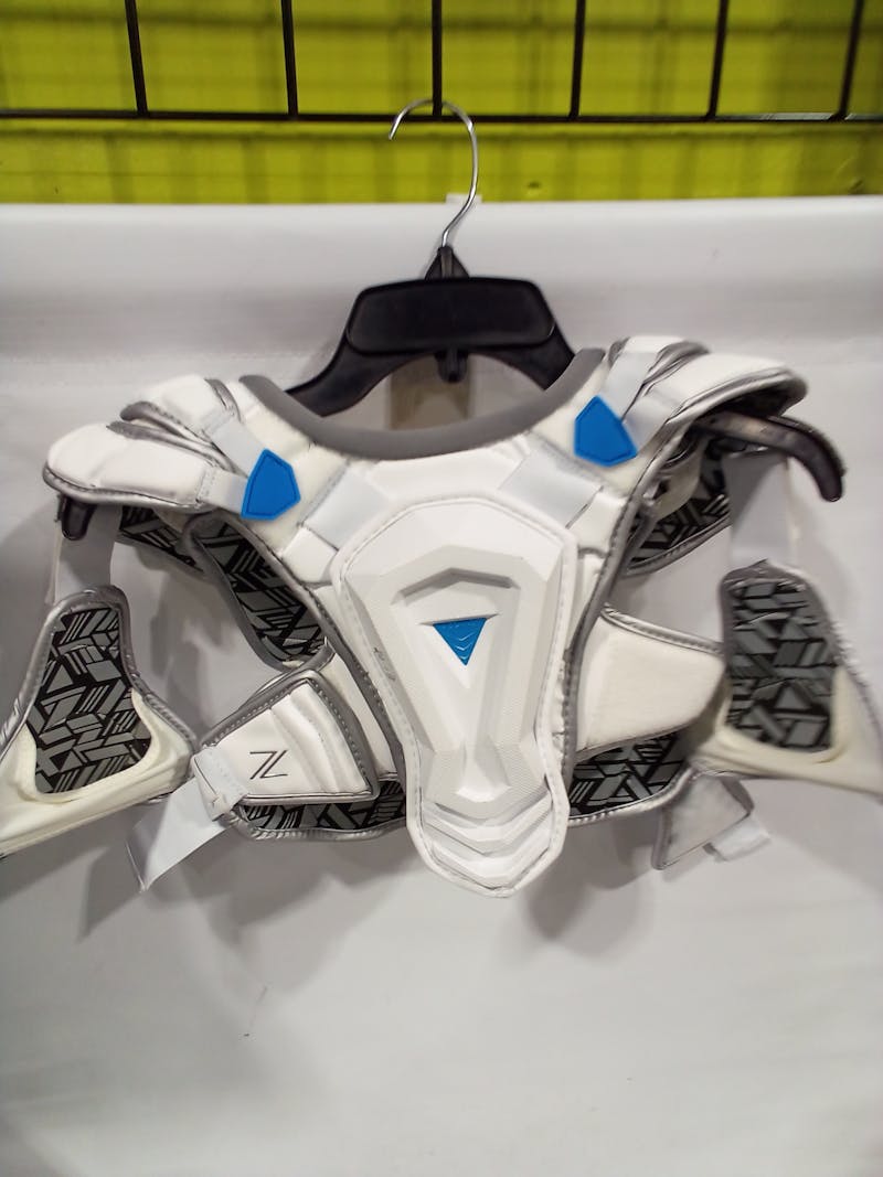 Used True ZEROLYTE SHOULDER PAD SM Lacrosse Shoulder Pads