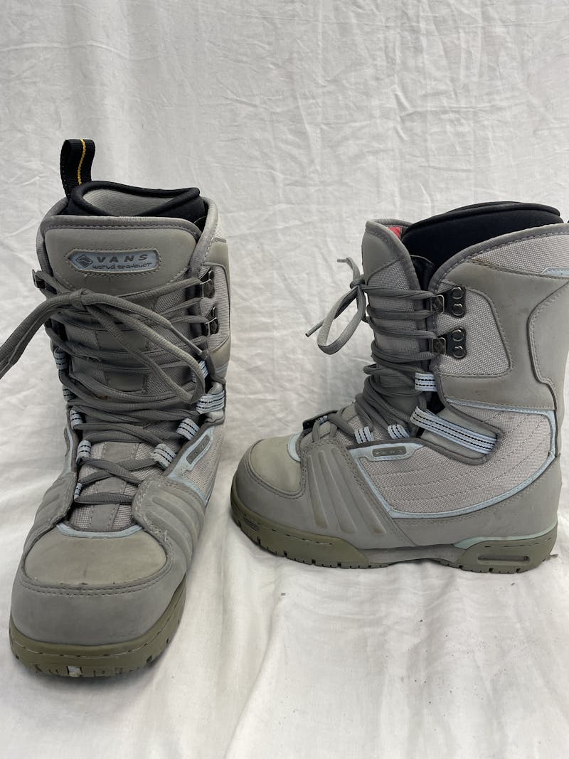 Used Vans MILLENIUM Senior 7 Women’s Snowboard Boots